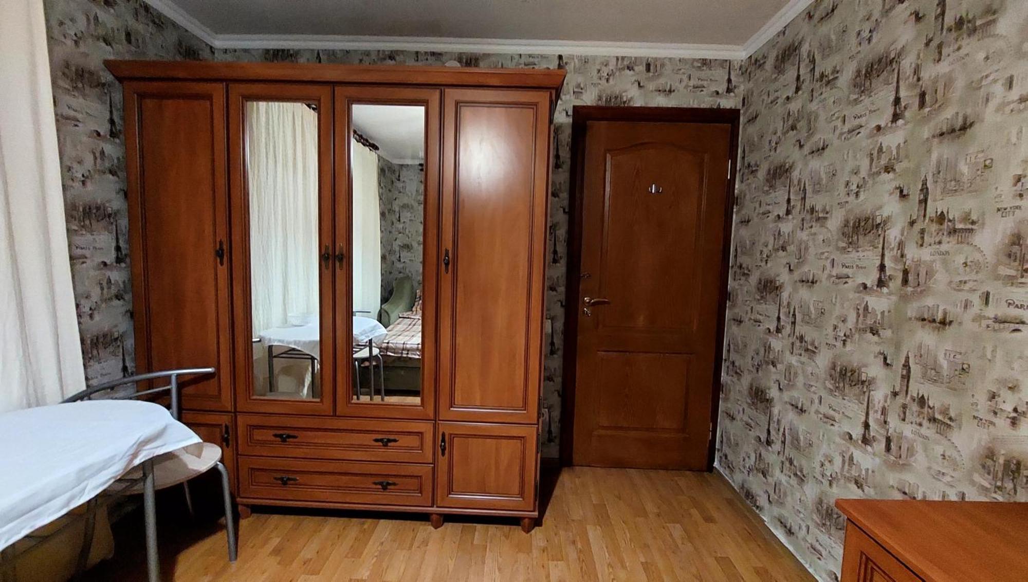коттеджный городок чапаевка, голосеевкий район Apartment Kyiv