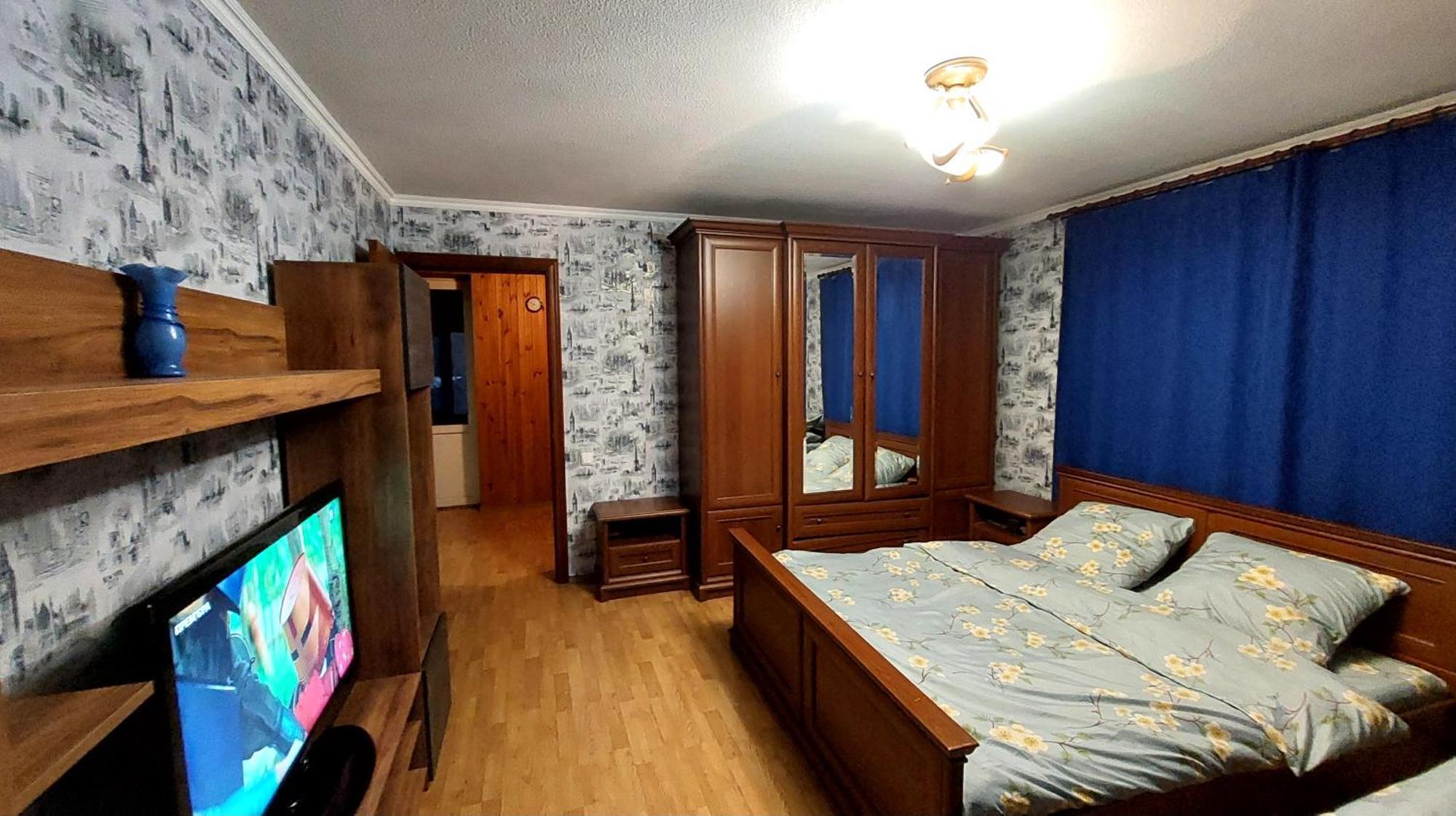 коттеджный городок чапаевка, голосеевкий район Apartment *